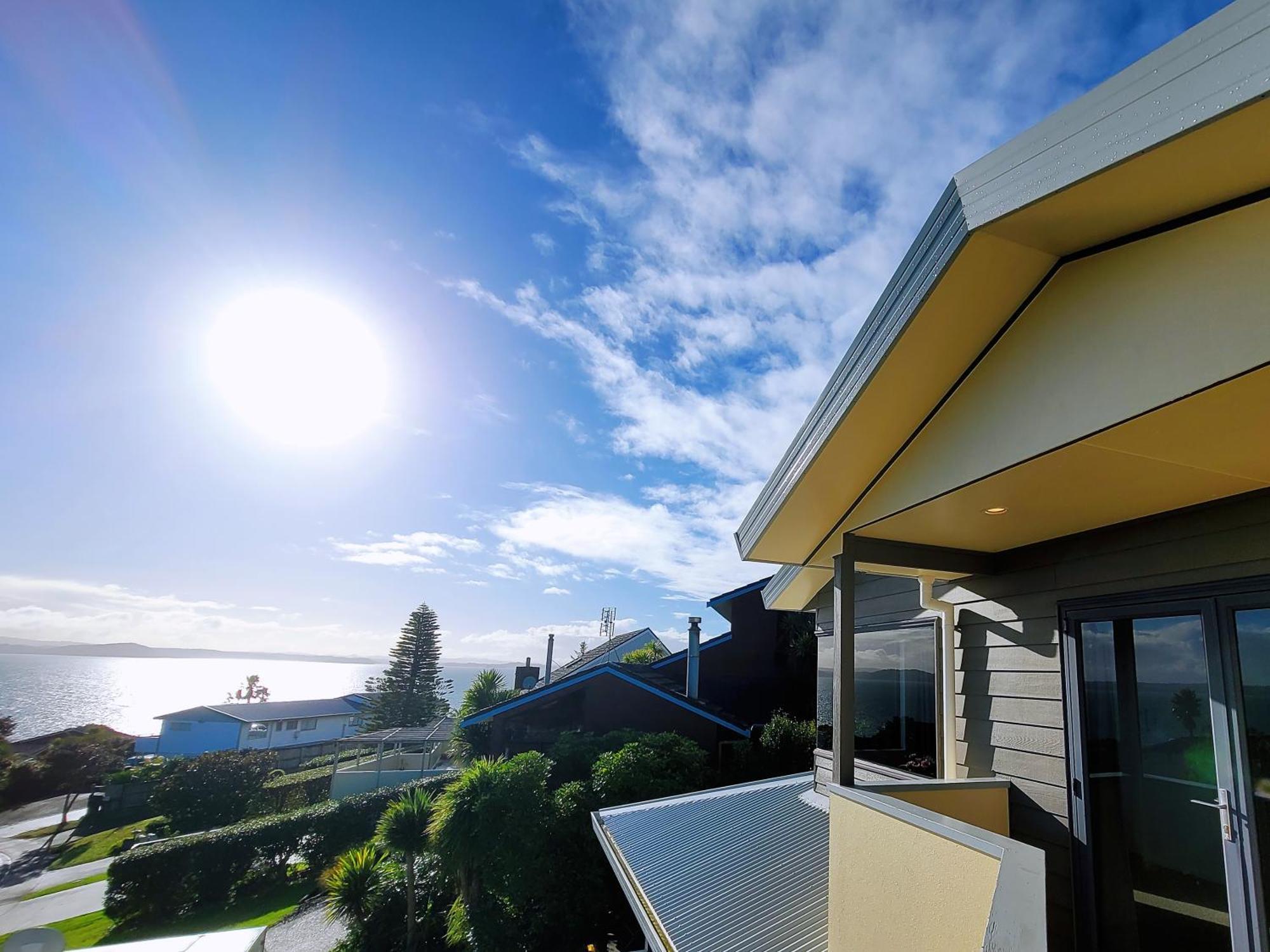 Sea View 5 Bedroom Holiday House Whangaparaoa Exterior foto